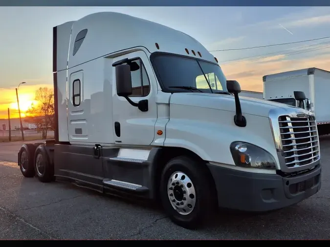 2020 FREIGHTLINER/MERCEDES CASCADIA 1251e998a1240b1195d7f703848ae98091d