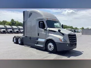 2024 Freightliner Cascadia 126