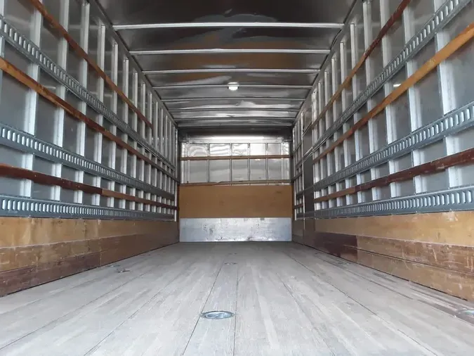 2019 FREIGHTLINER/MERCEDES M2 106