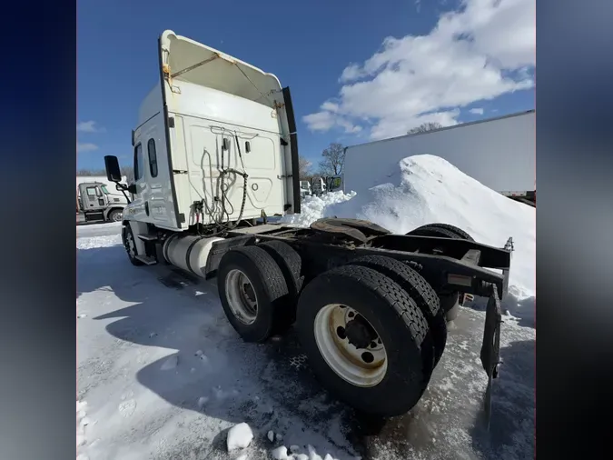 2019 FREIGHTLINER/MERCEDES CASCADIA 125