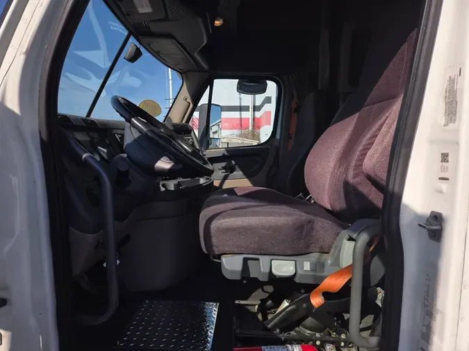 2020 FREIGHTLINER/MERCEDES CASCADIA 125