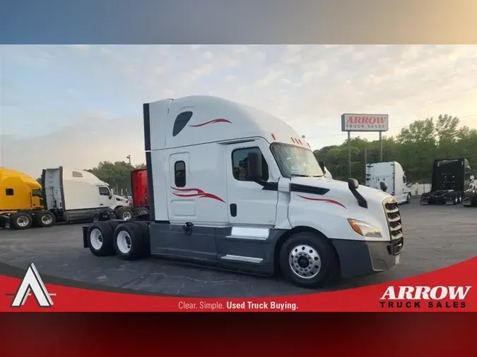 2021 FREIGHTLINER CA126