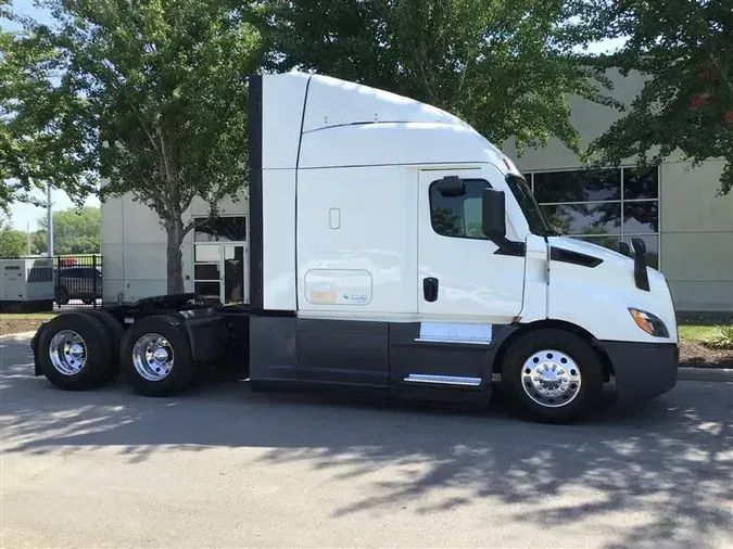 2021 FREIGHTLINER CA116