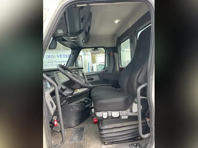 2019 FREIGHTLINER/MERCEDES NEW CASCADIA 116