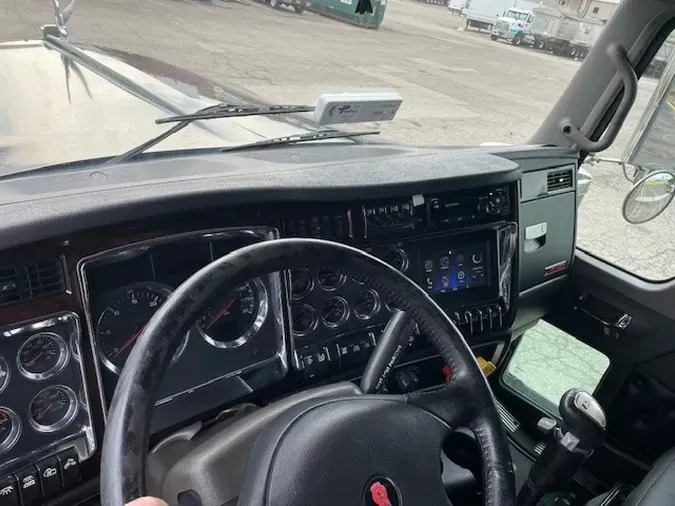 2019 KENWORTH W900