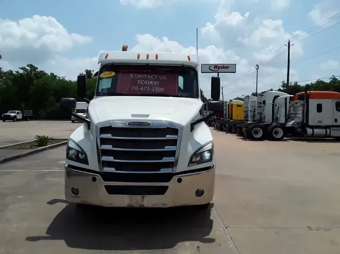 2019 FREIGHTLINER/MERCEDES NEW CASCADIA PX12664