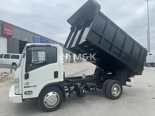 2024 ISUZU NQR DIESEL 109 wb 3R1