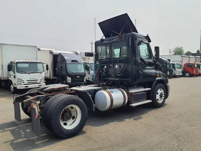 2018 FREIGHTLINER CASCADIA 113