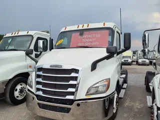 2020 FREIGHTLINER NEW CASCADIA 116