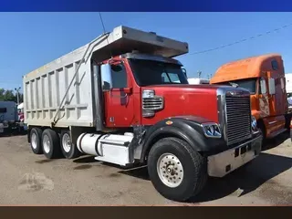 2011 FREIGHTLINER CORONADO 122 SD