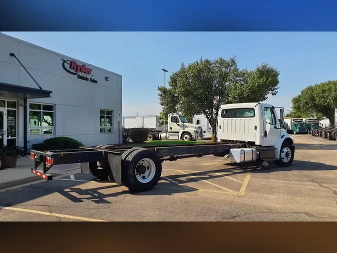 2018 FREIGHTLINER/MERCEDES M2 106