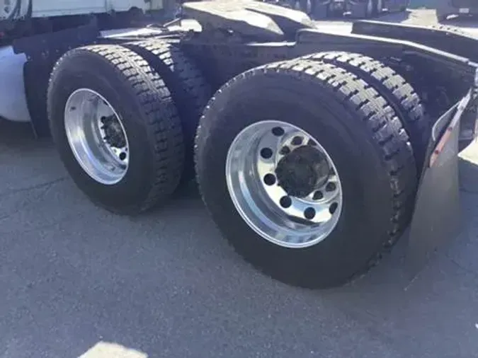 2019 Freightliner Cascadia