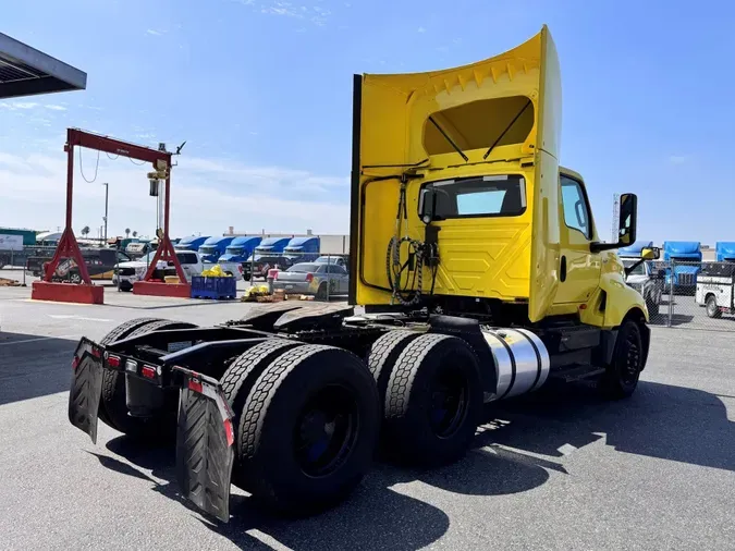 2023 International LT625