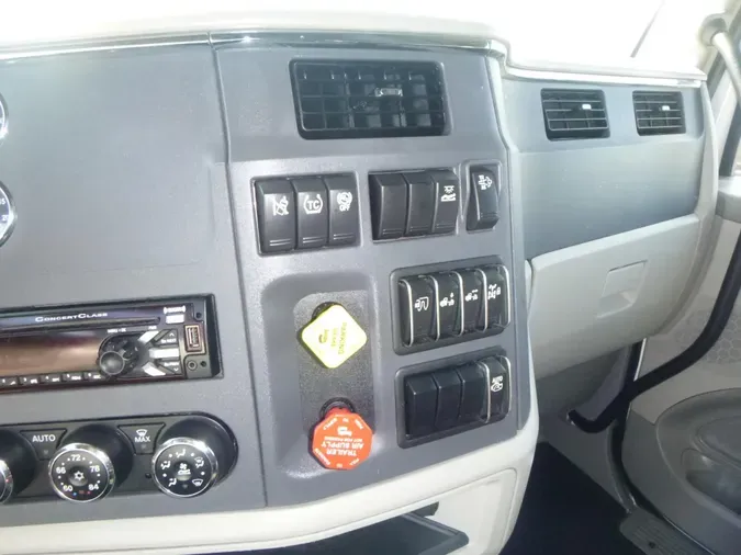 2021 Peterbilt 579