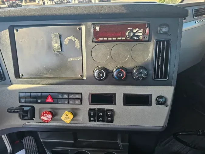 2019 FREIGHTLINER NEW CASCADIA 116