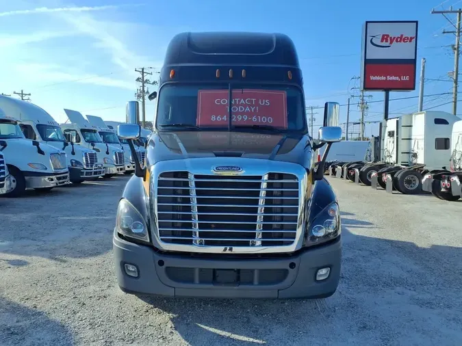 2020 FREIGHTLINER CASCADIA 125