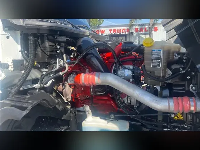 2022 INTERNATIONAL LT