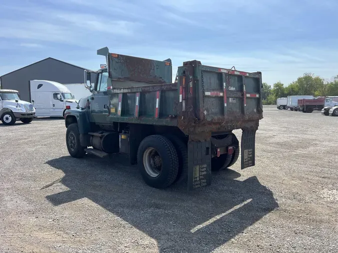 1997 Ford L8000