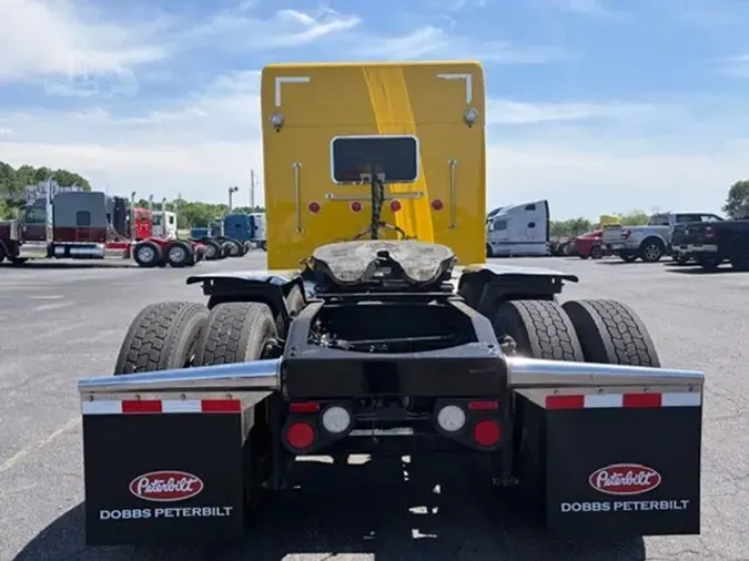 2023 PETERBILT 389