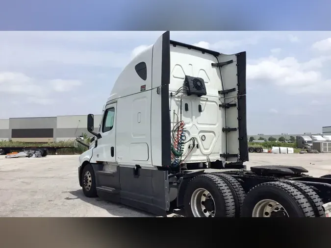 2021 Freightliner Cascadia