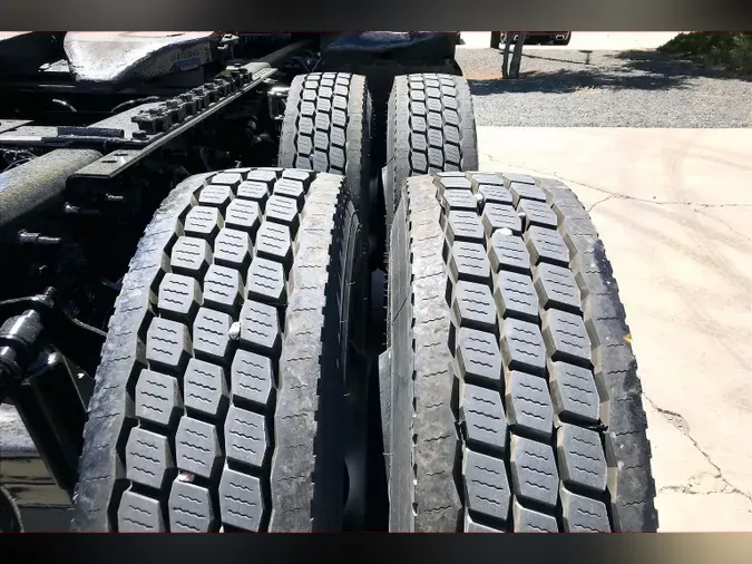 2023 INT LT625 6X4