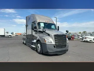 2023 Freightliner Cascadia