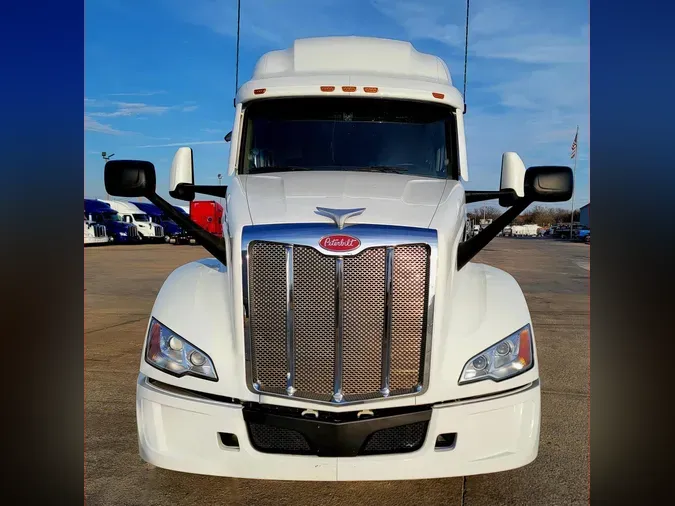 2024 Peterbilt 579
