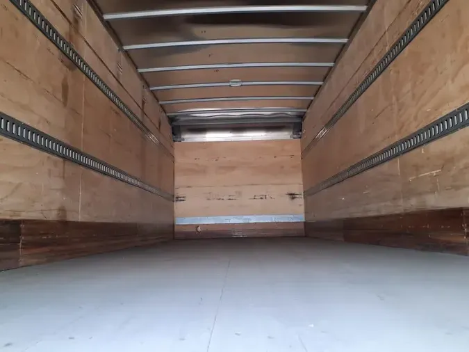 2020 FREIGHTLINER M2 106