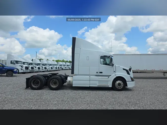 2018 Volvo VNL 740