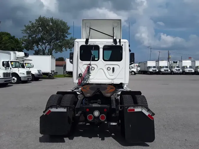 2020 FREIGHTLINER/MERCEDES NEW CASCADIA 126