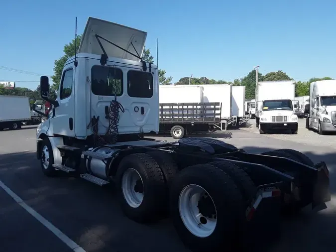 2020 FREIGHTLINER/MERCEDES NEW CASCADIA PX126641ee54b30fad5269ae8d687bd5b022d5b