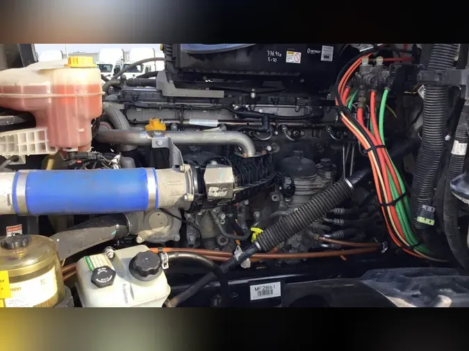 2021 Freightliner Cascadia 1261ee85794bea740a81021ce7005faa60c