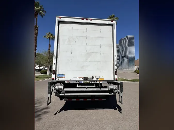 2018 FREIGHTLINER/MERCEDES M2 106