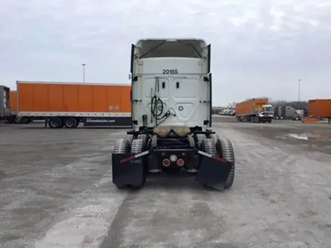 2020 Freightliner Cascadia