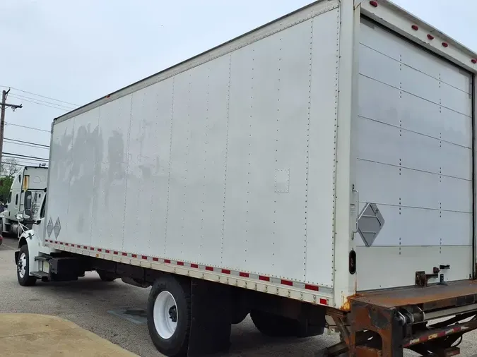 2017 FREIGHTLINER M2 106