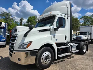 2019 FREIGHTLINER NEW CASCADIA 126