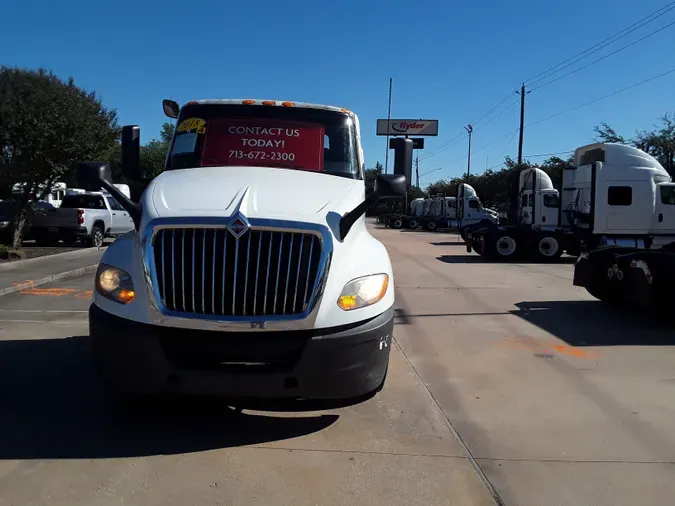 2018 NAVISTAR INTERNATIONAL LT625 DAYCAB T/A