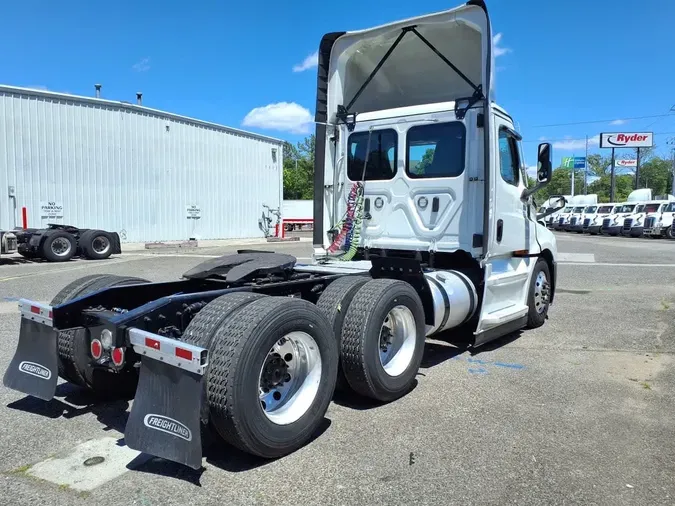 2023 FREIGHTLINER/MERCEDES NEW CASCADIA PX126641ef9eb59647bcd450fbbec3fca8c4e68