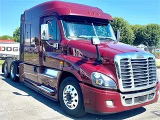 2018 Freightliner CASCADIA 125