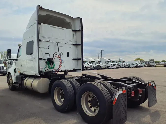 2019 NAVISTAR INTERNATIONAL LT625 SLPR CAB