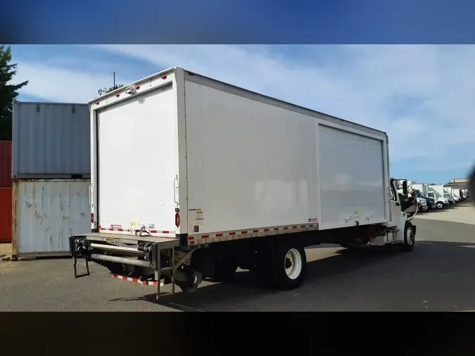 2019 FREIGHTLINER/MERCEDES M2 1061efdad6c8a126bc3ccbe32160cf1a181