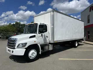 2020 HINO 268A