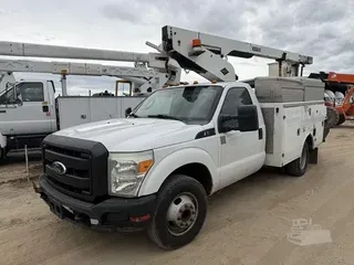 2011 VERSALIFT TEL29NE