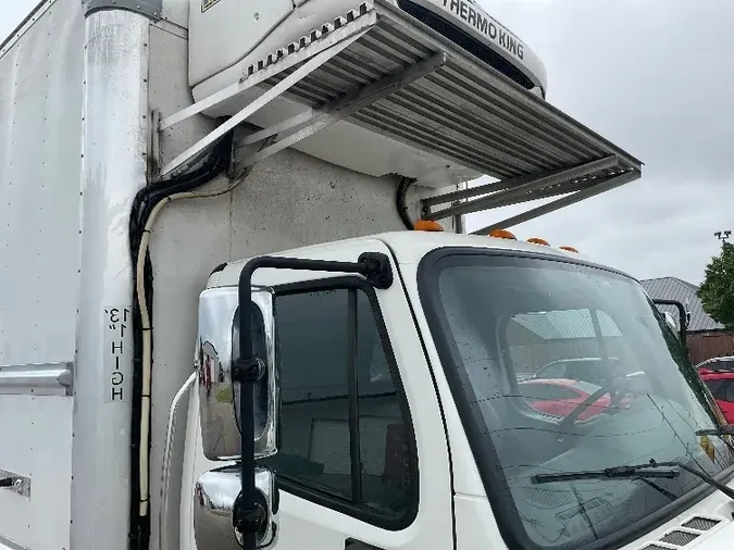 2017 Freightliner M2