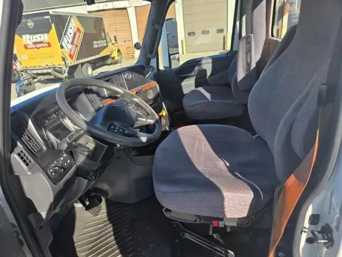 2020 International LT6251f084ad49480e154e5d55e9a4c2811cd