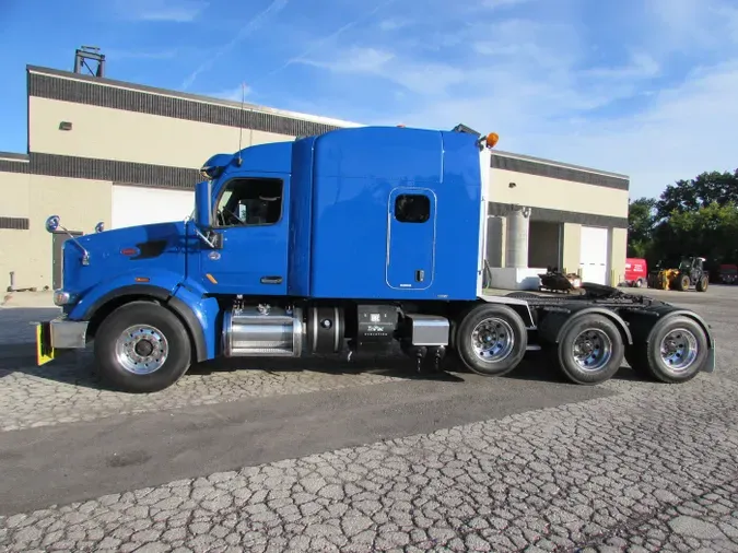 2020 Peterbilt 567