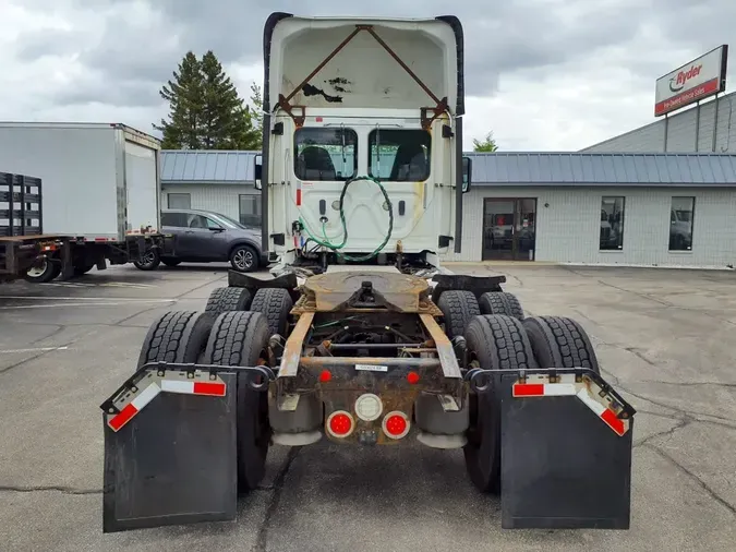 2018 FREIGHTLINER CASCADIA 125