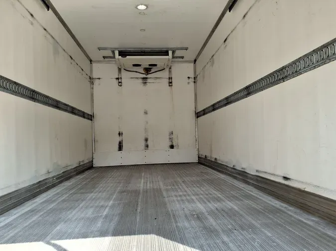2020 ISUZU NQR