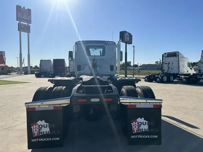 2022 Peterbilt 567