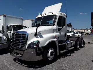2018 FREIGHTLINER CASCADIA 125